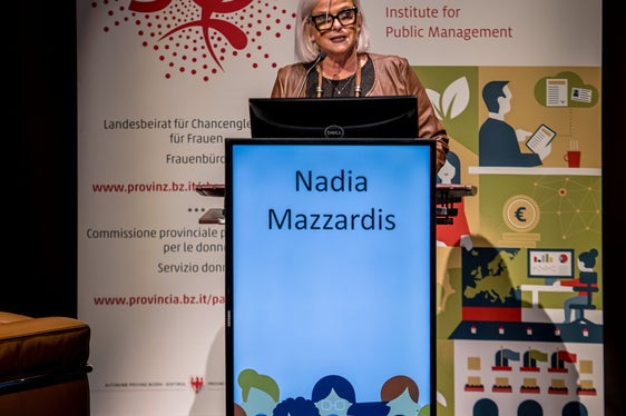 Die Vizepräsidentin des Landesbeirats für Chancengleichheit Nadia Mazzardis ist überzeugt: Wir brauchen Frauen an der Macht, die sich gegenseitig ermächtigen. (Foto: Lukas Auer)