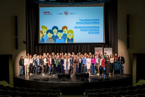 79 Frauen haben den Aufbaulehrgang für Frauen in der Gemeindepolitik abgeschlossen. (Foto: Lukas Auer)